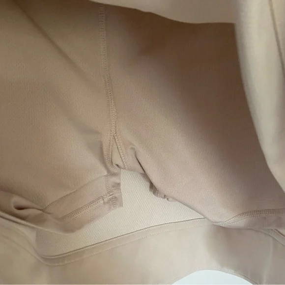 32 Degrees Light Beige Skort - XS - Picture 3 of 6